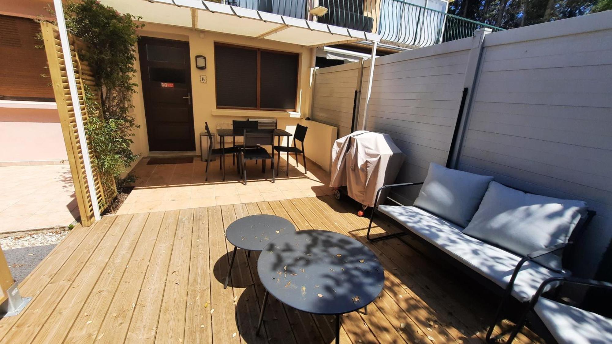 Studio Climatise Lantanas 4 Personnes Le Lavandou Exteriör bild